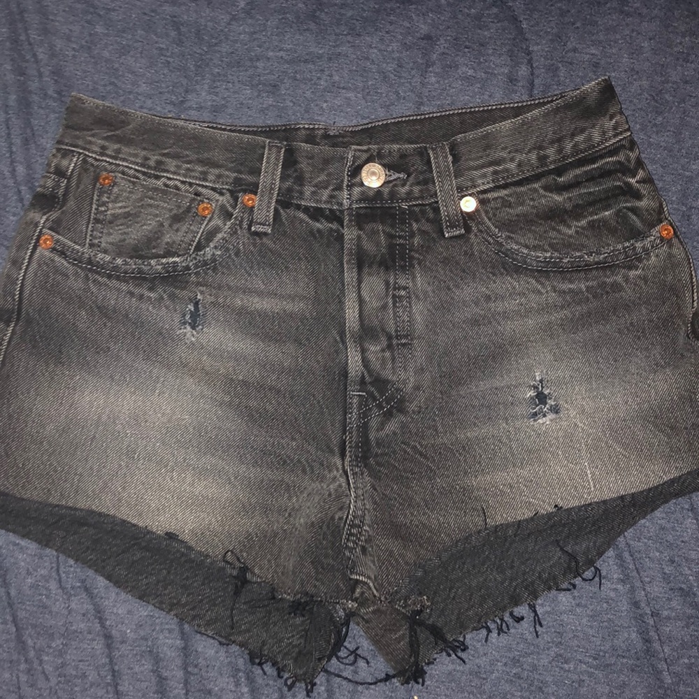 NWOT Wedgie Fit Levi’s shorts